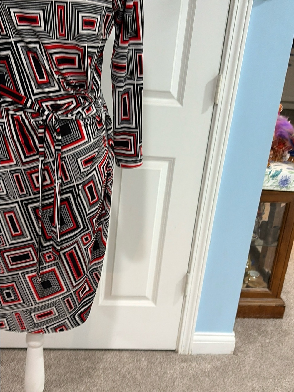 Anne Klein Red Black and White Geometric Midi Dress - Picture 4 of 11